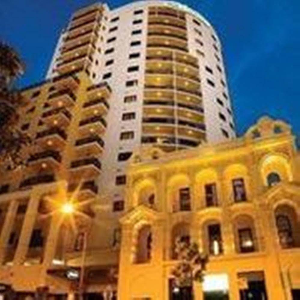 Adina Apartment Hotel Perth Barrack Plaza Exterior foto